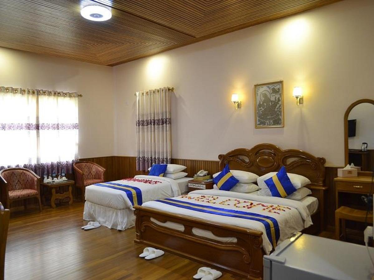 Famous Hotel Pegu Zewnętrze zdjęcie