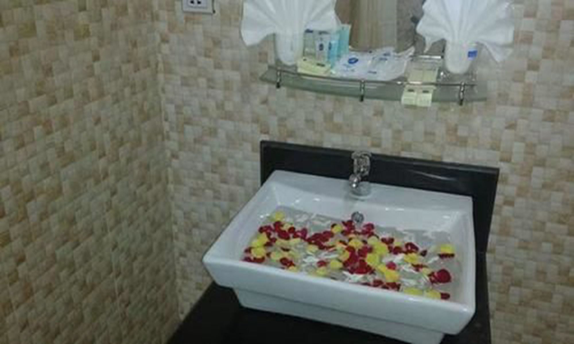 Famous Hotel Pegu Zewnętrze zdjęcie